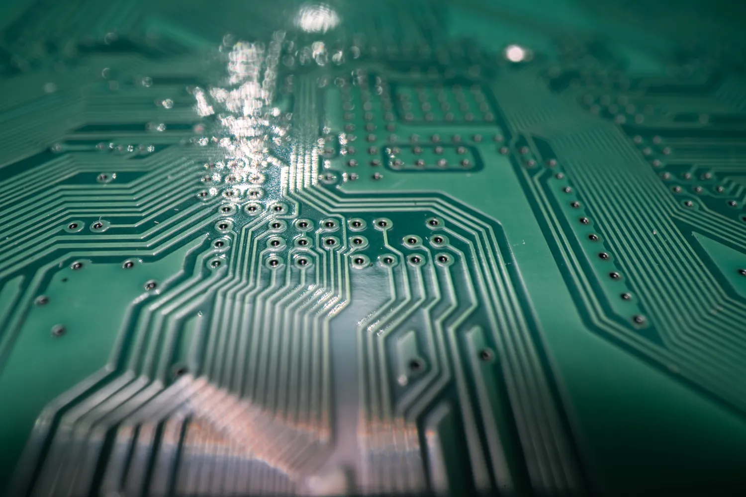 Auksas kompiuterio pagrindinėse plokštėse