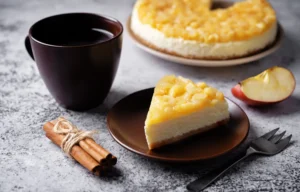 Obuolių pyragas su varške