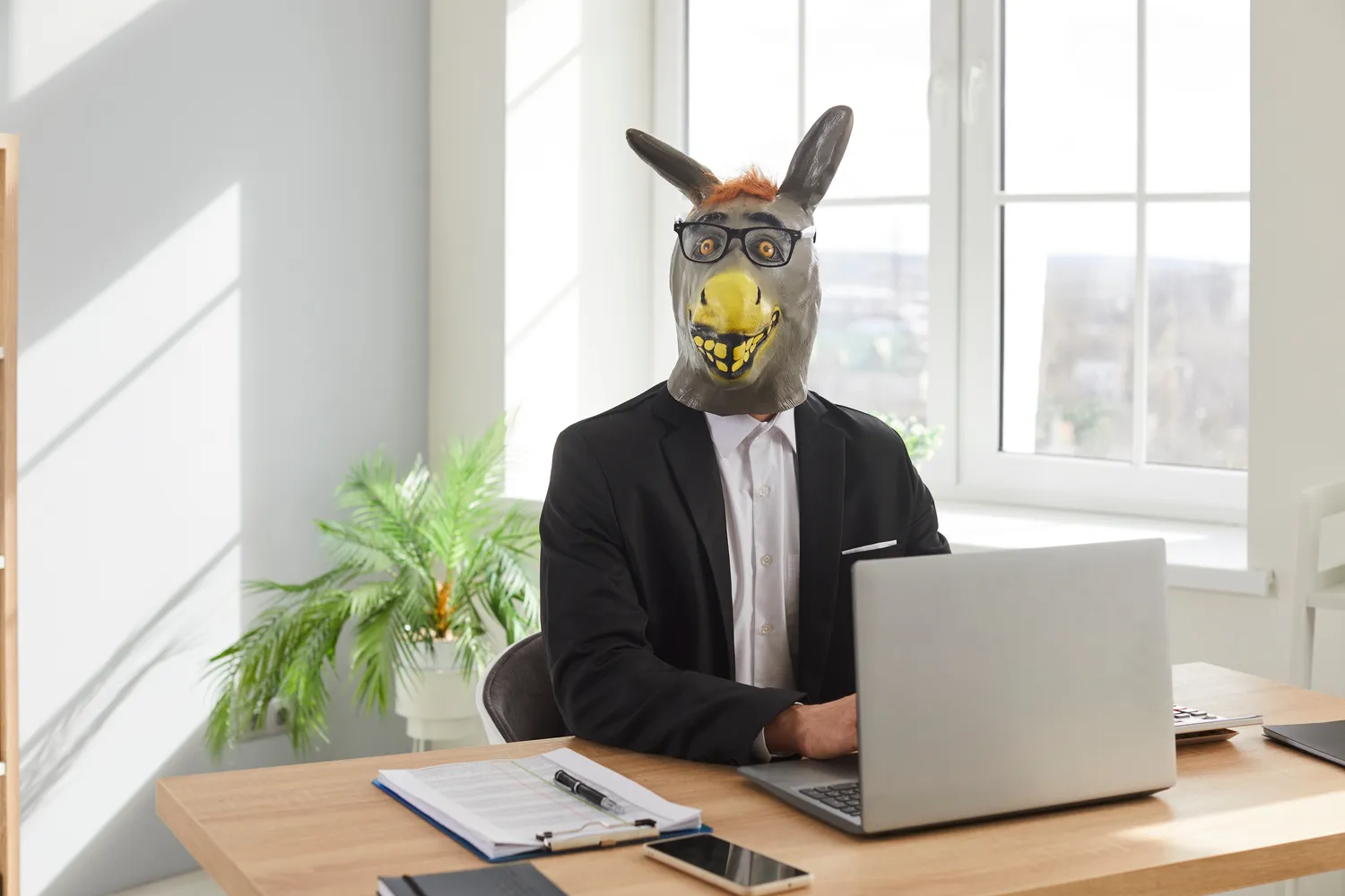 „Gamta davė mums dvi ausis ir vieną liežuvį, kad galėtume dvigubai daugiau klausytis nei kalbėti.“