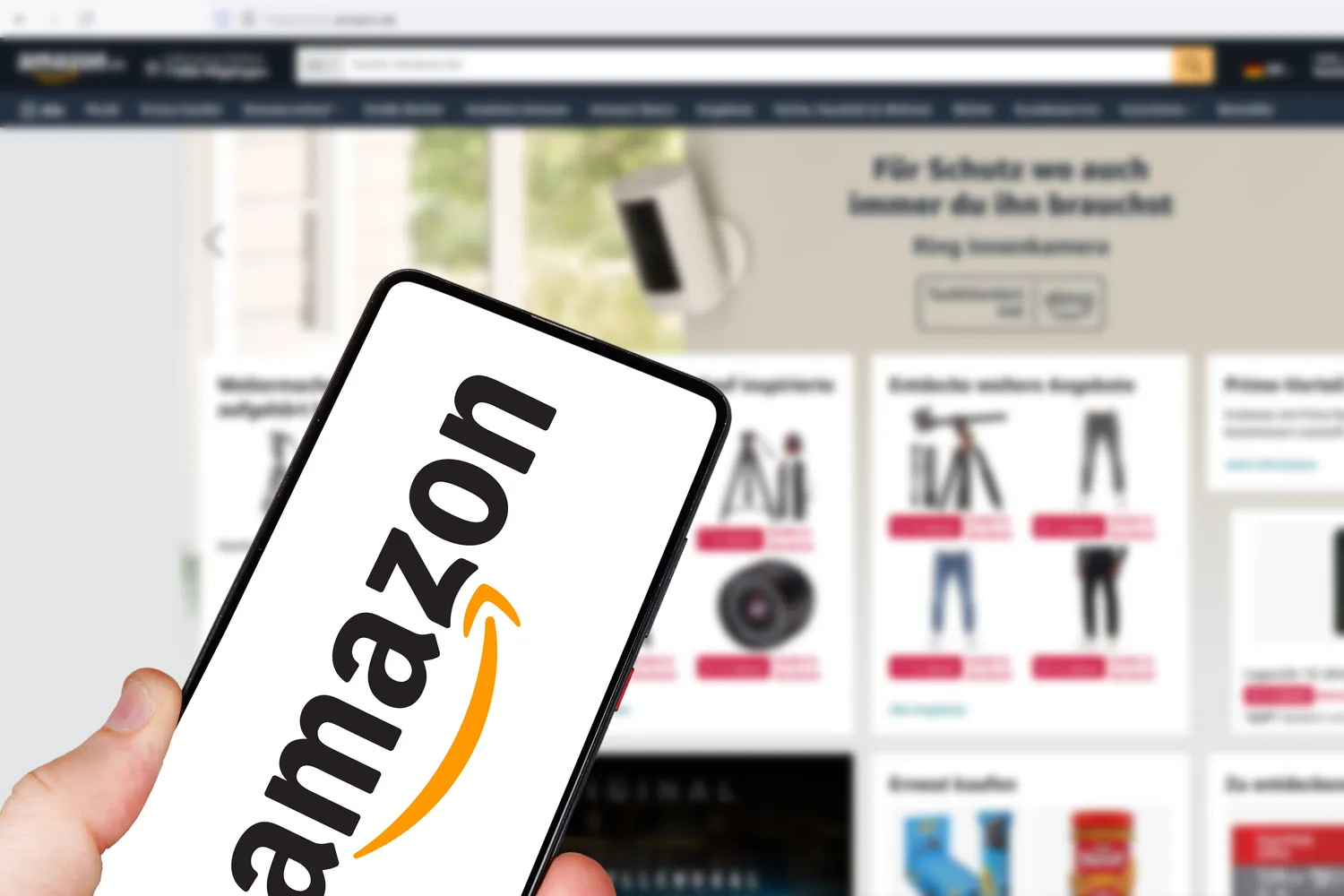 Amazon el. parduotuvė / Markus Mainka / Shutterstock.com