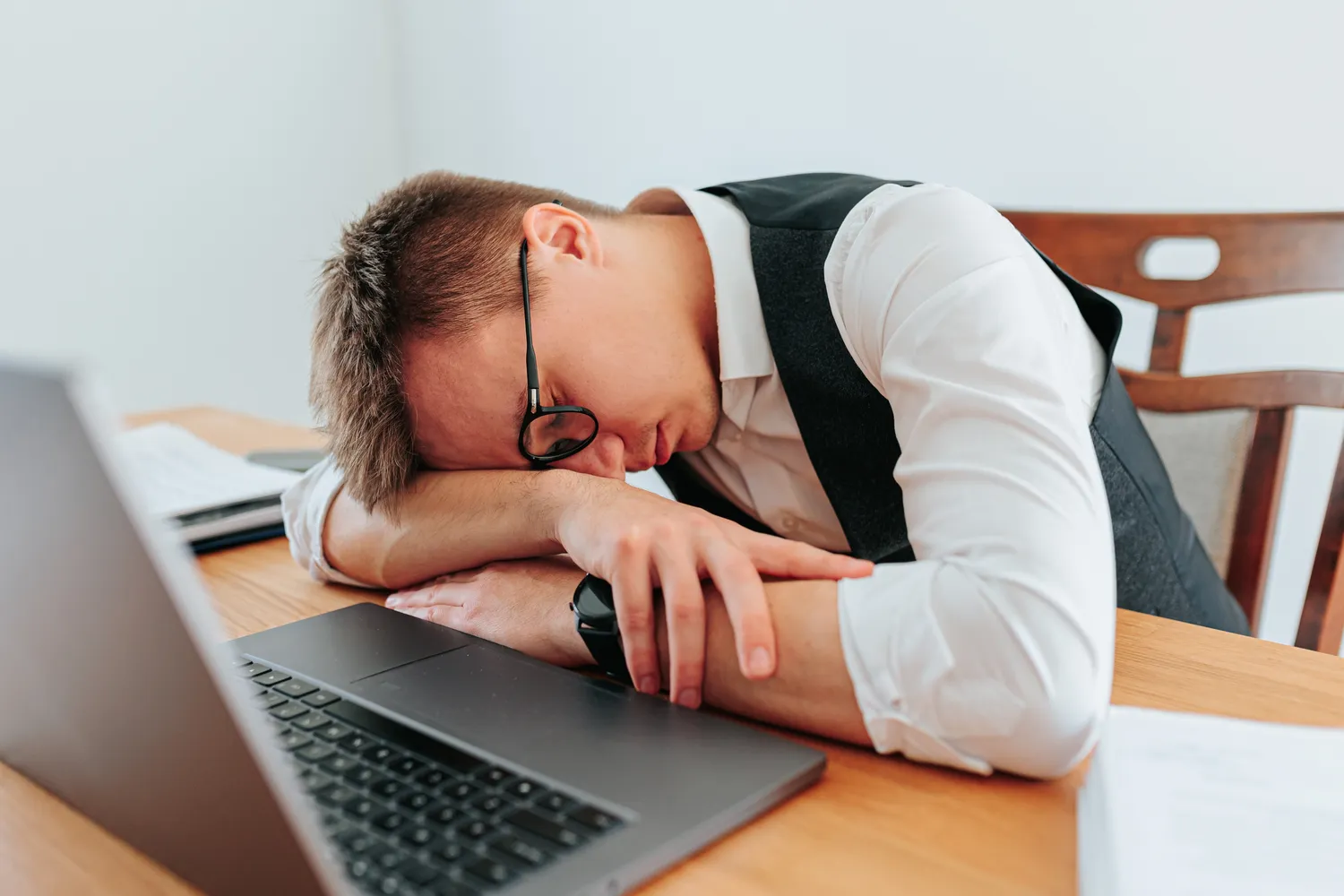 Trumpas miegas kenkia sveikatai