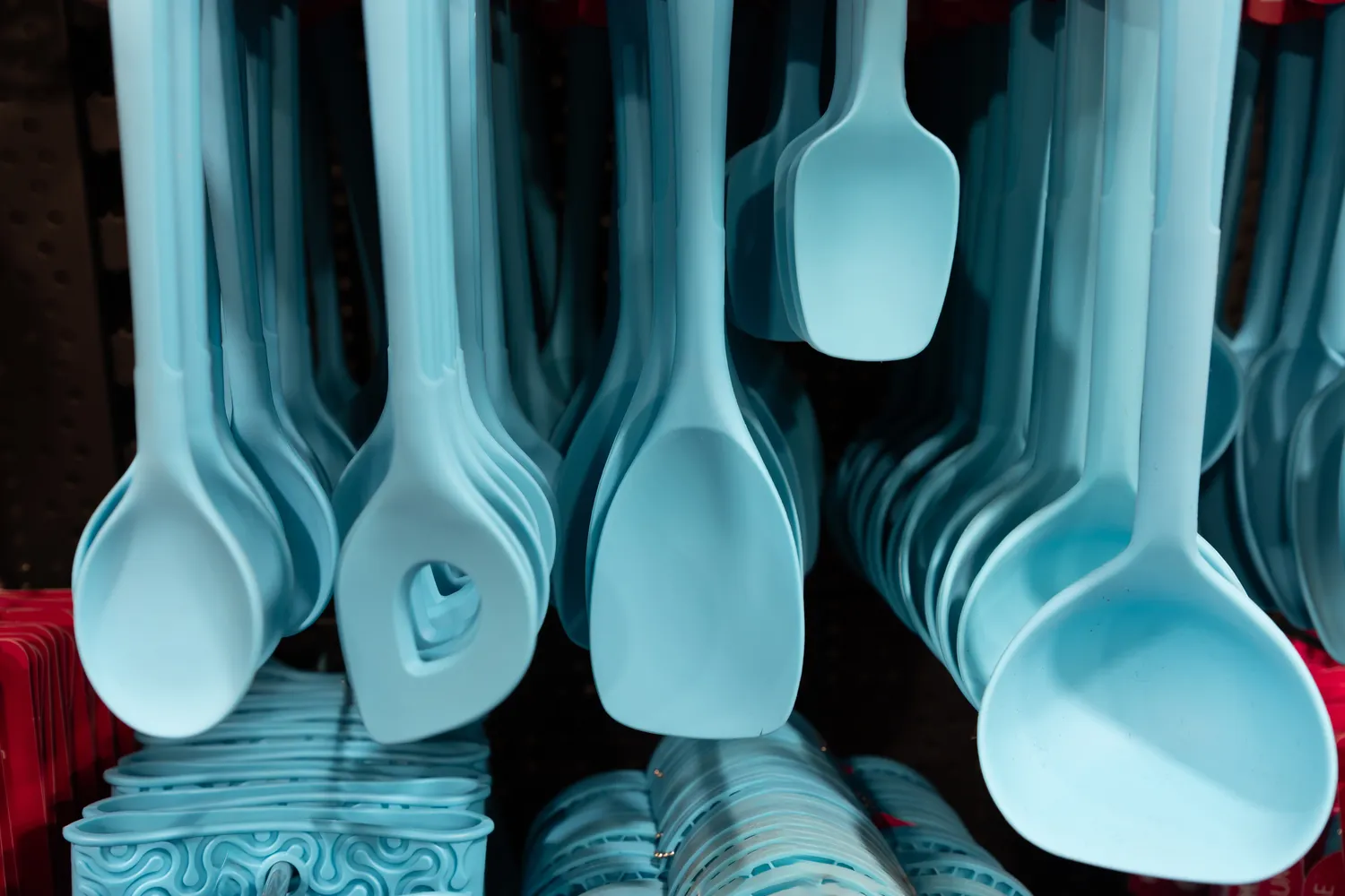 Silikoniniai virtuvės įrankiai