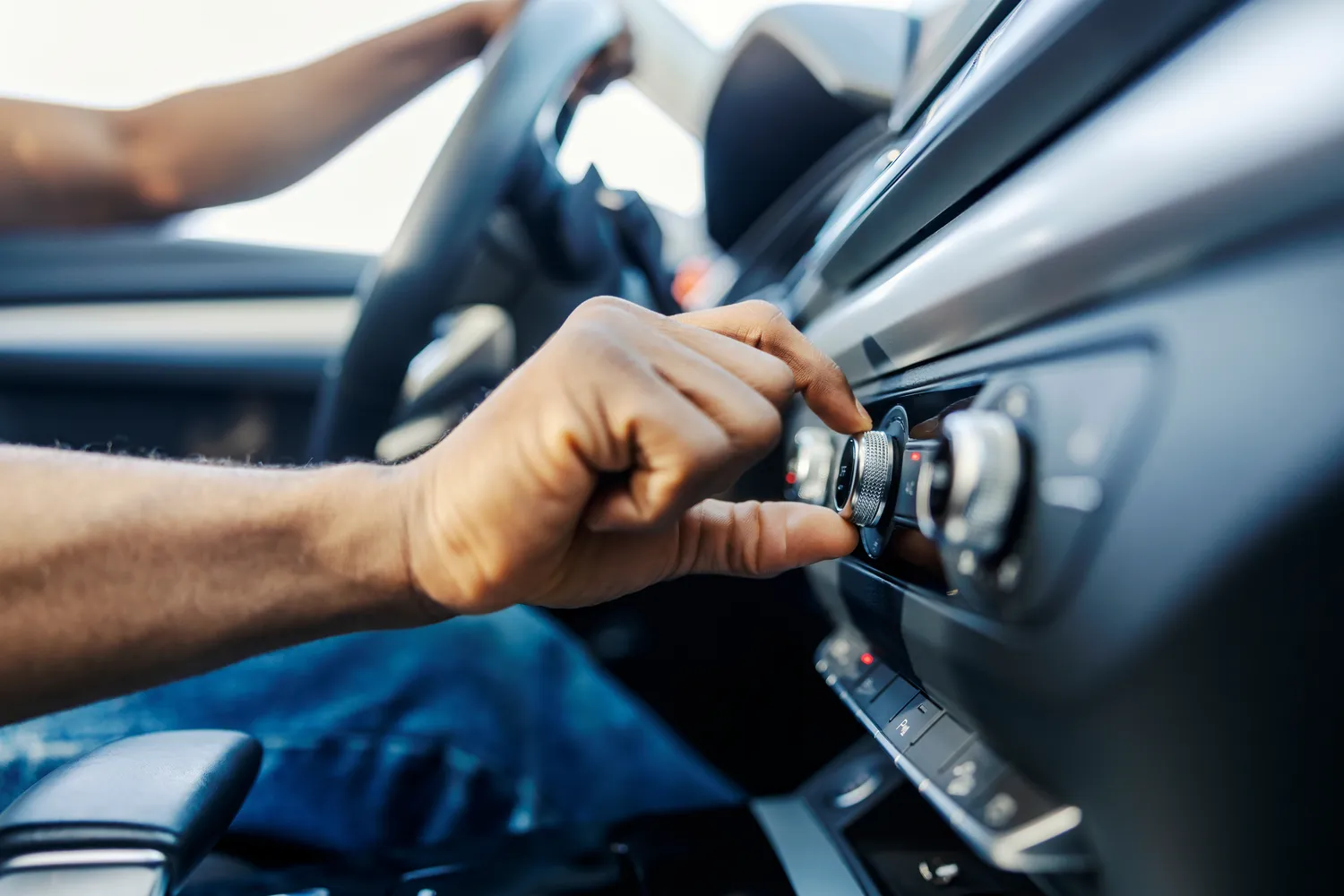 Tradicinis radijas išnyks