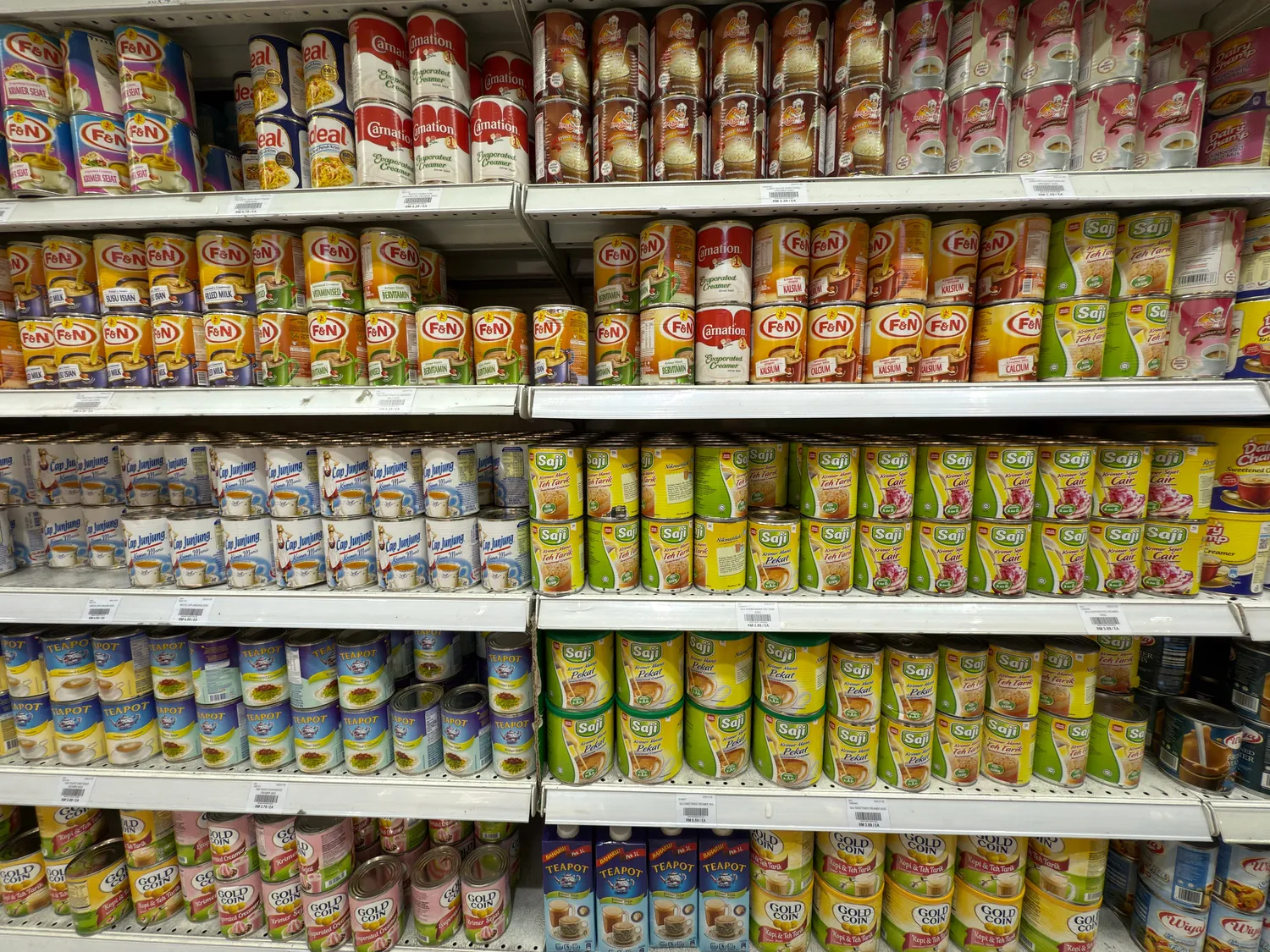 Shutterstock 2570687123