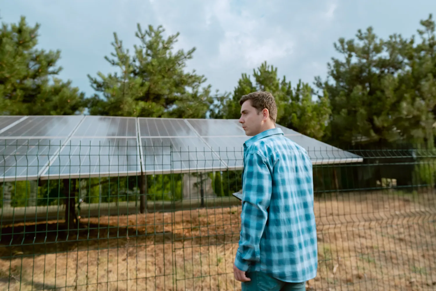 Shutterstock 2576009297