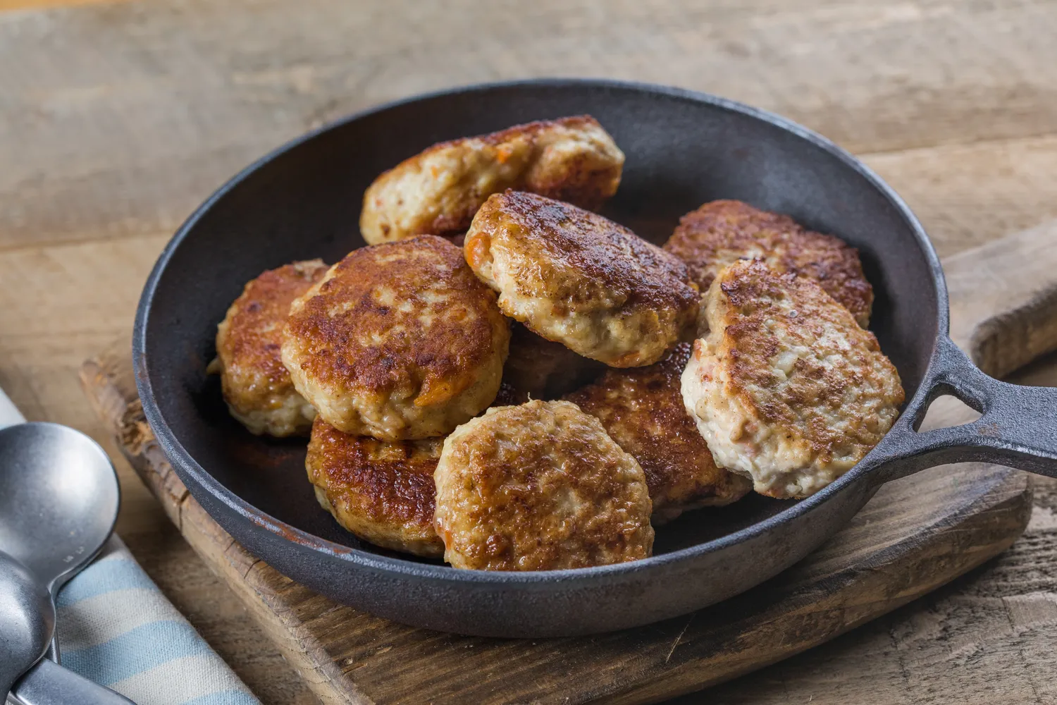 Kotletai gali tapti kieti kaip akmuo