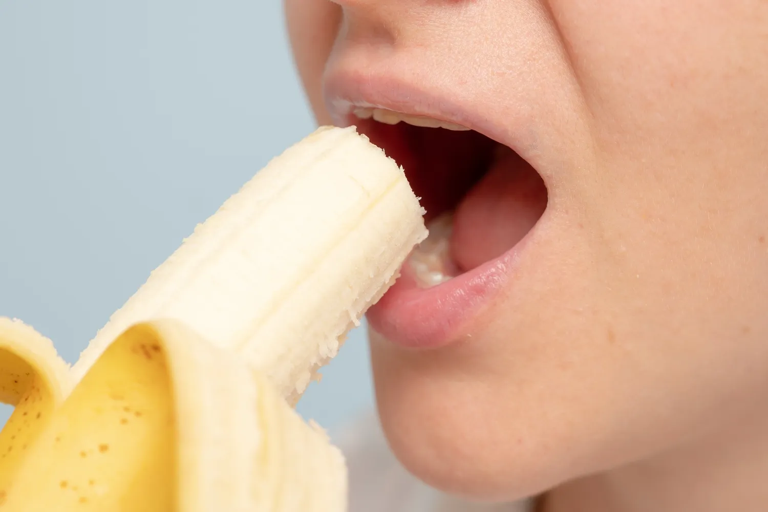 Banano suvalgymas prieš treniruotę