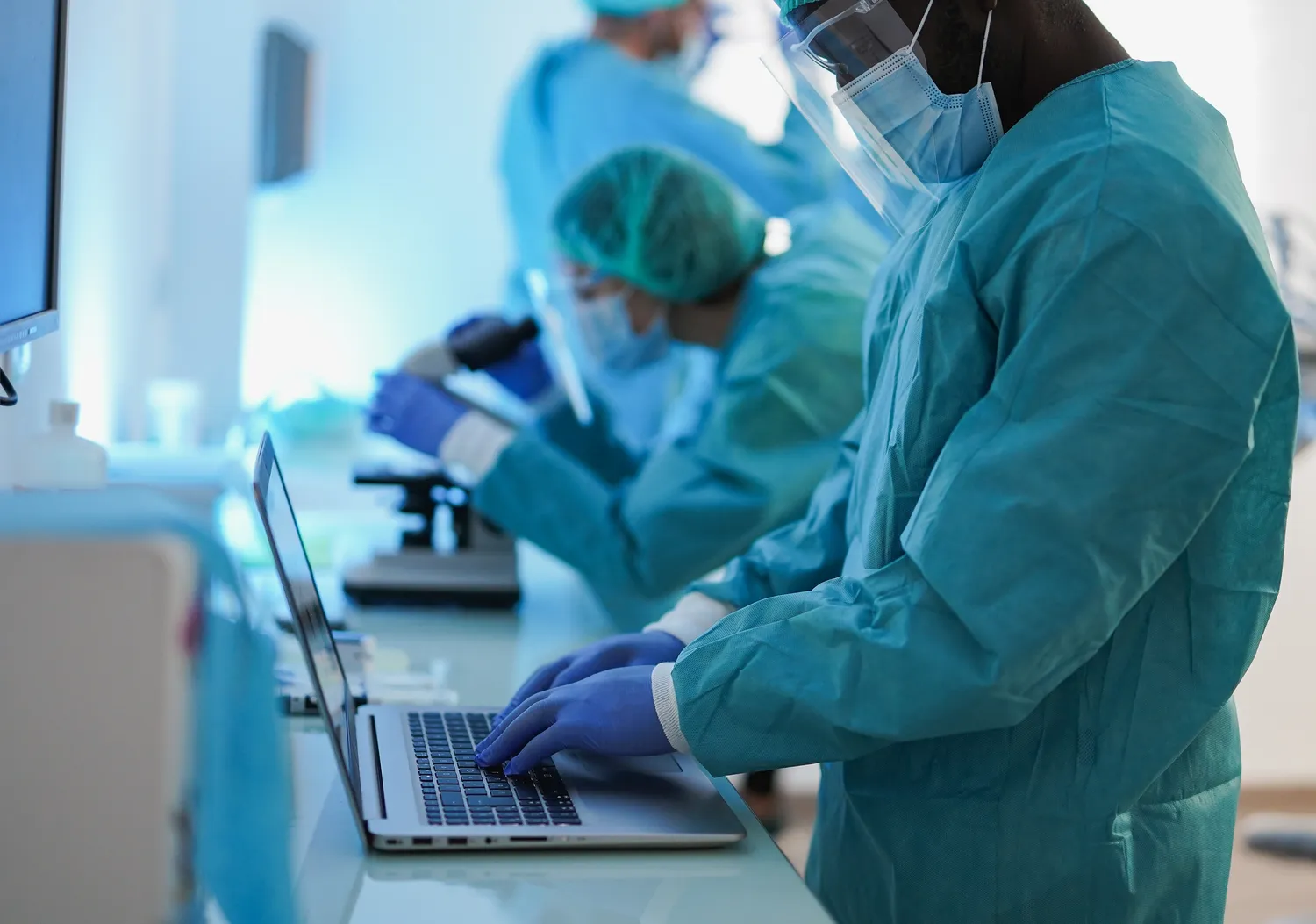 Shutterstock 2586955167