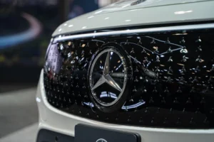 Mercedes-Benz EQB / Erman Gunes / Shutterstock.com