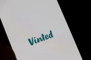 Vinted / daily_creativity / Shutterstock.com