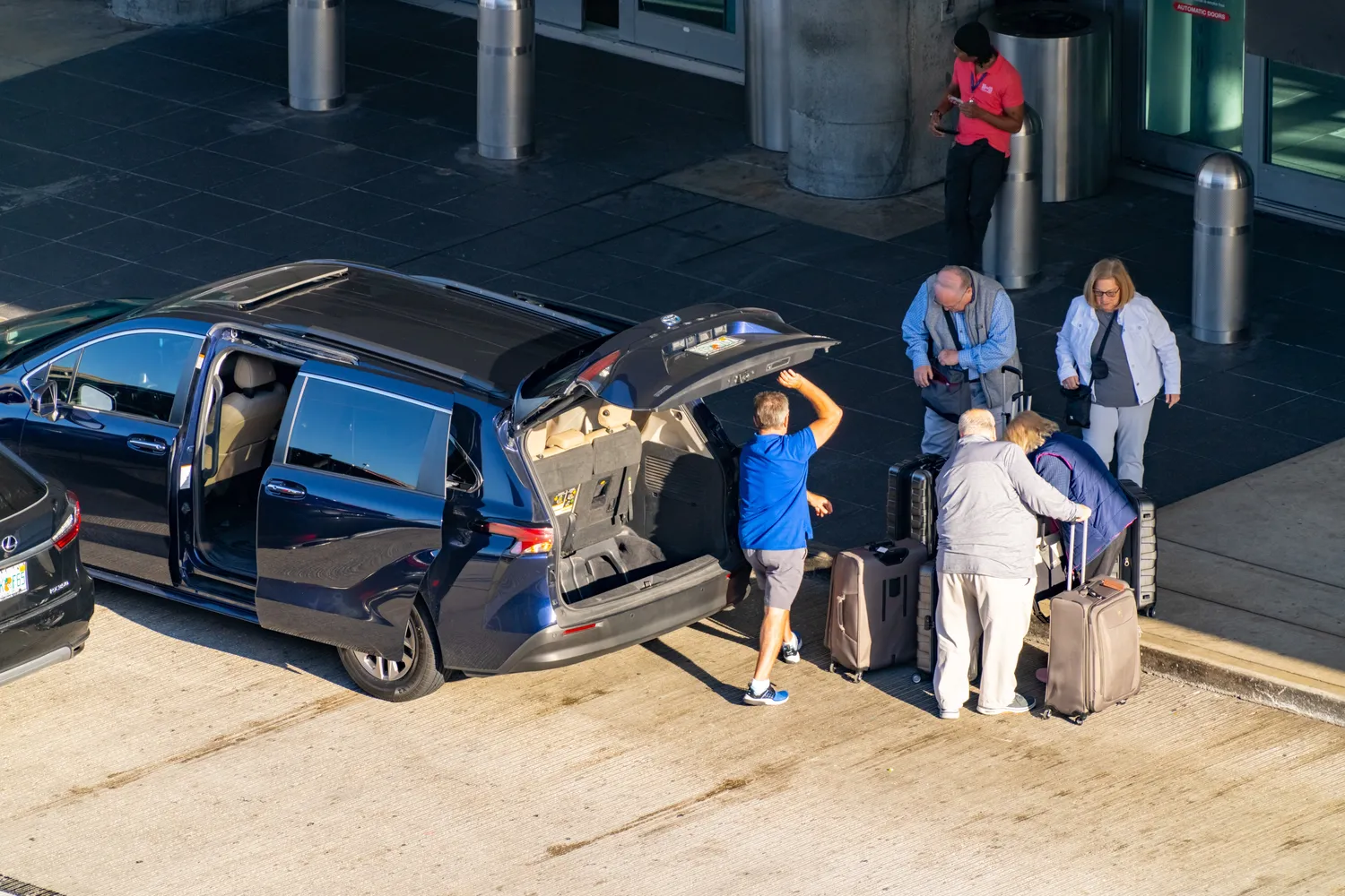 Kelionės į užsienį / Felix Mizioznikov / Shutterstock.com