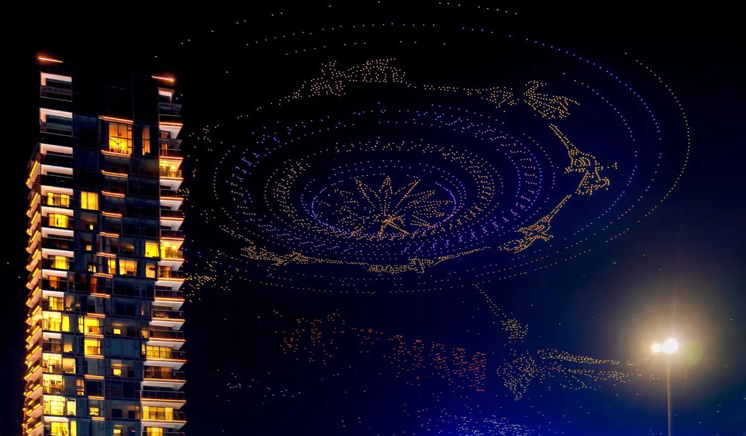 Dronų spiečius / Huy Thoai / Shutterstock.com