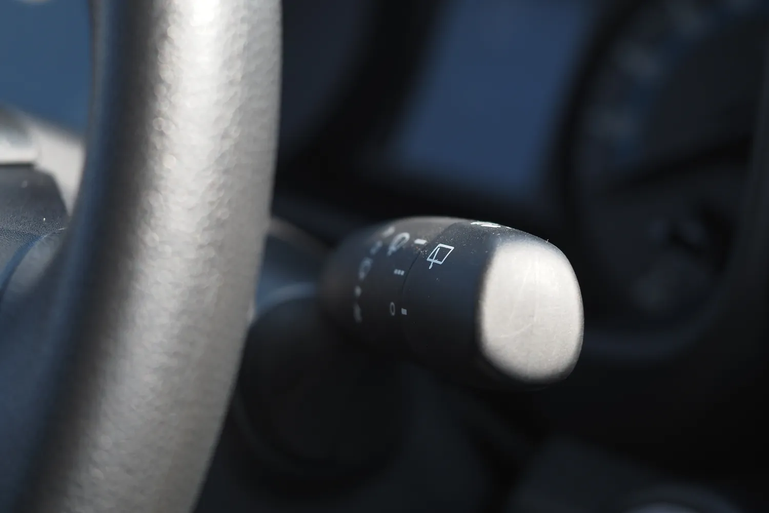 „Senų vairuotojų“ gudrybė