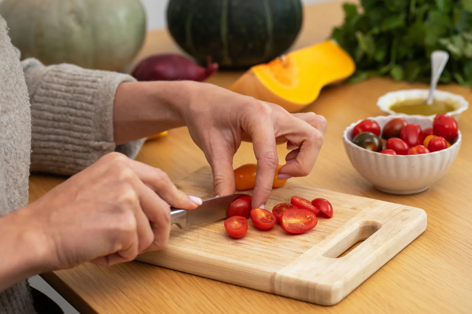 Medinė pjaustymo lentelė ir mikrobai