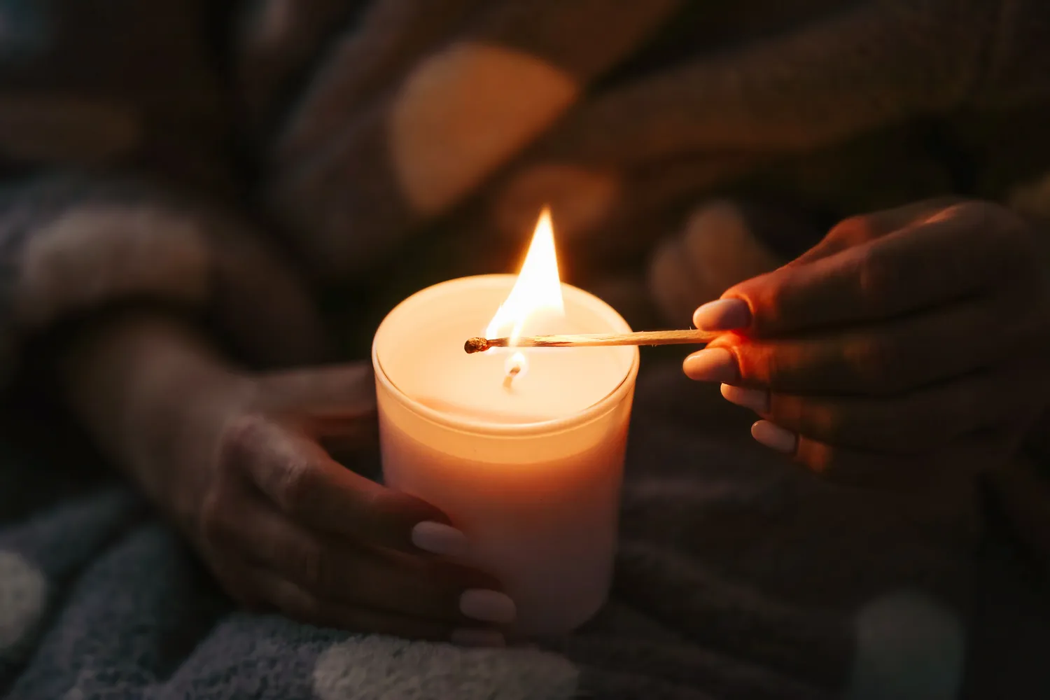 Žvakių deginimas namuose