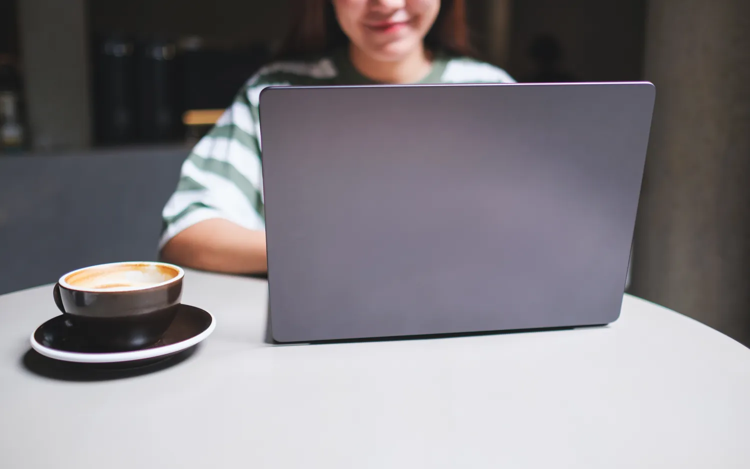 Nauja mada - į kavinę atsinešti kompiuterį