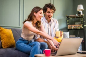 Z karta atrado pinigų formulę