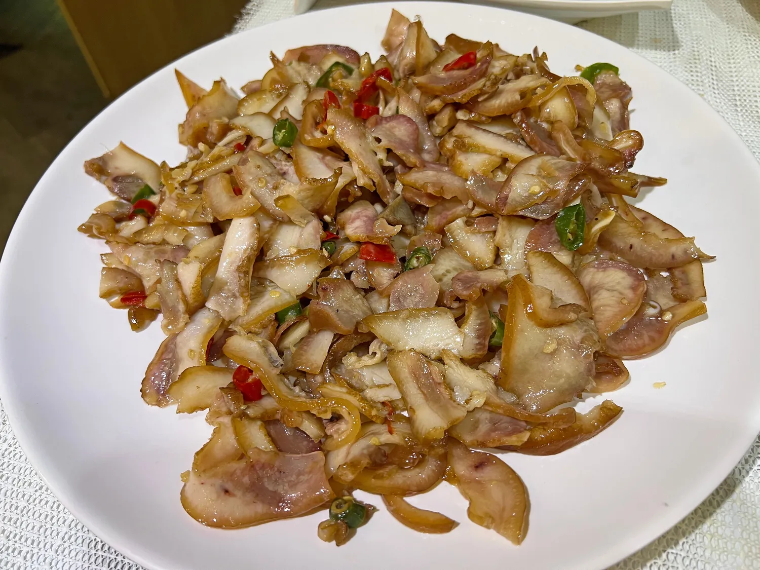 Kiaulių ausyse daug baltymų ir kolageno