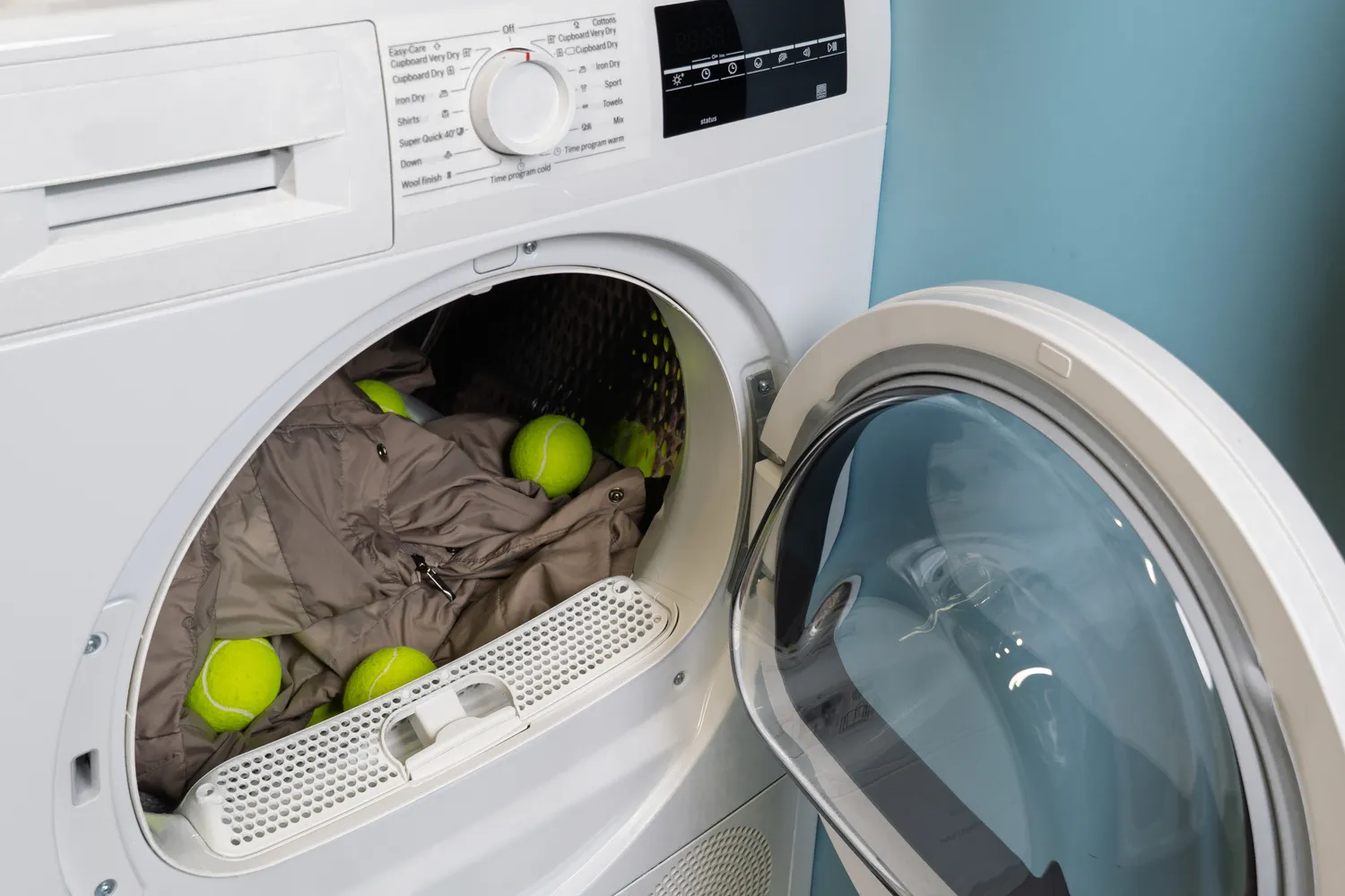 Štai kaip skalbti žieminę striukę