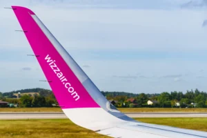 Wizz Air / Voyagerix / Shutterstock.com