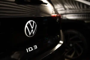 Volkswagen ID.3 / Tobias Arhelger / Shutterstock.com