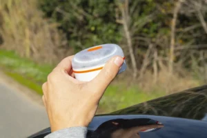 V-16 avarinis žibintas