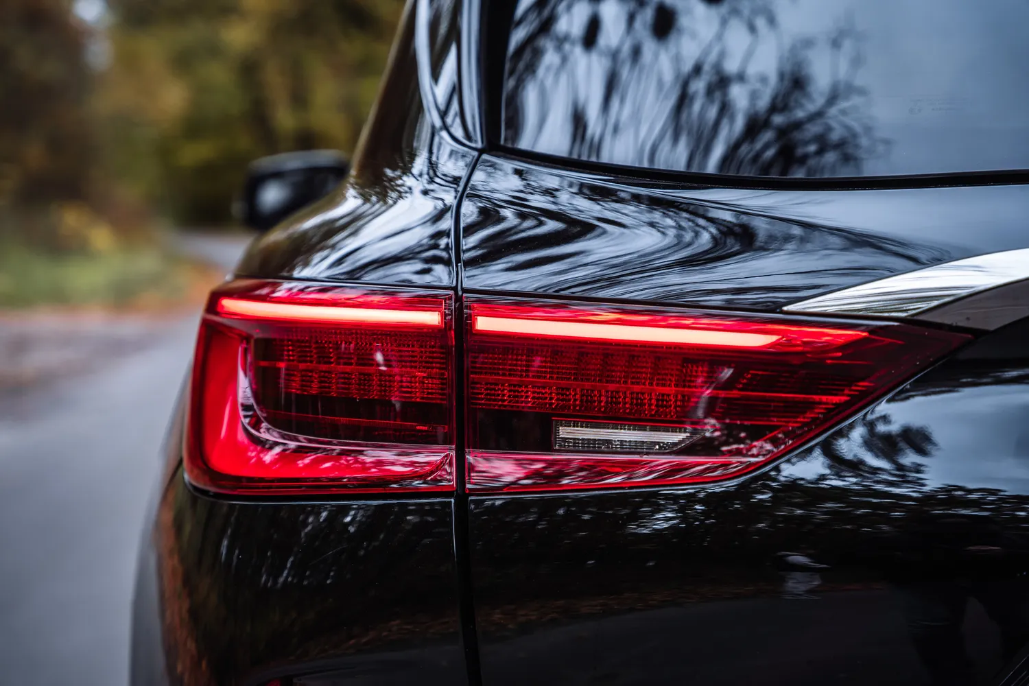 Adaptyvūs stabdžių žibintai