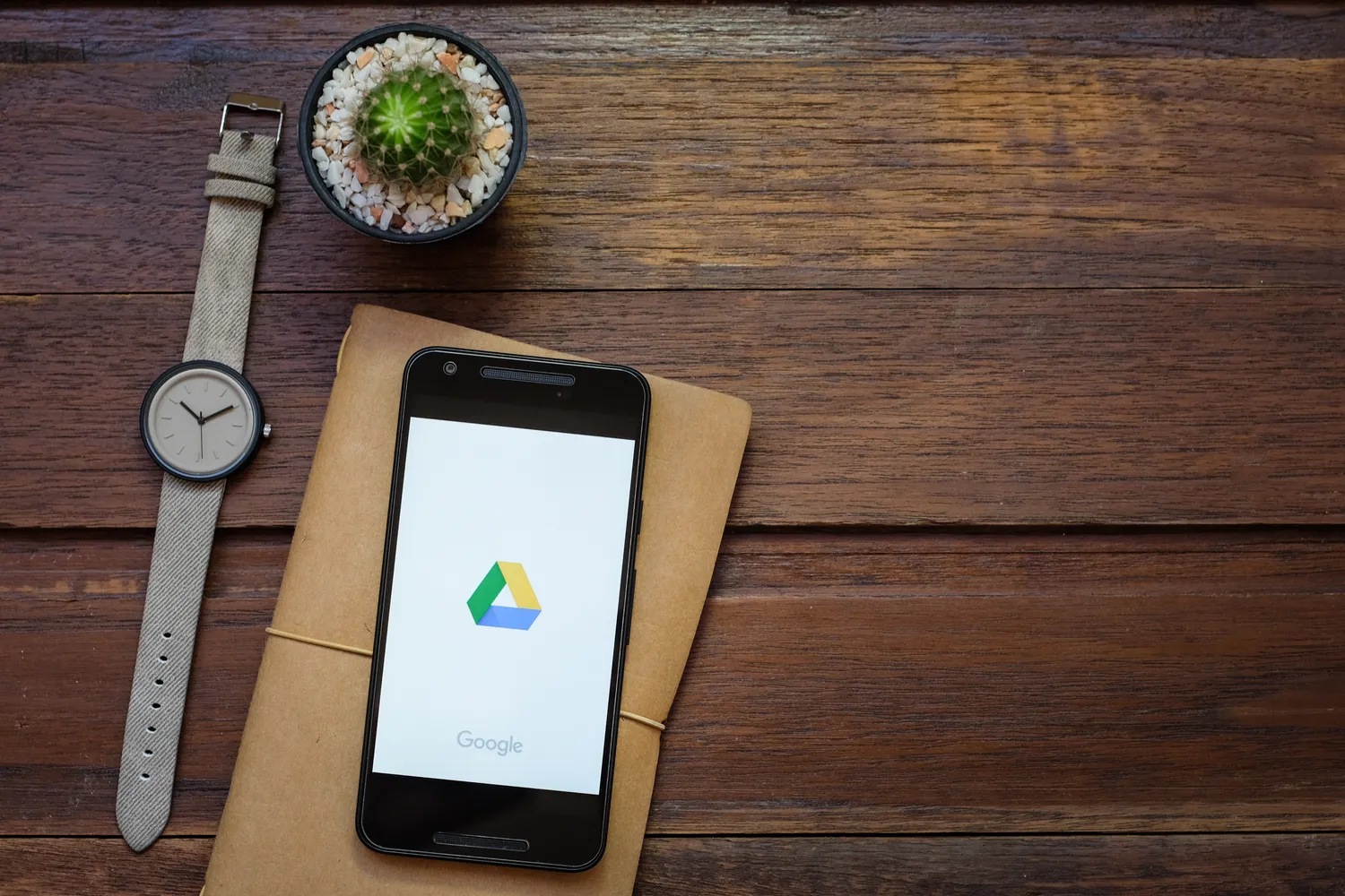 Google Drive saugykla / Indypendenz / Shutterstock.com