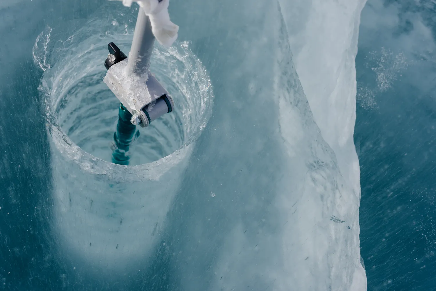 Imamas ledo mėginys